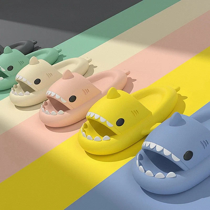 Chinelos Shark Slides 🦈🩴